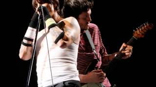 Red Hot Chili Peppers (with Josh) - Sir Psycho Sexy (Dresden, Germany 2007)