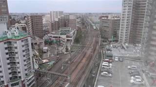 ホテルの窓から（朝と夜）　E5系新幹線