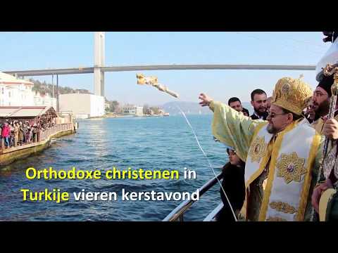 Video: Orthodoxe christenen vieren Driekoningenavond