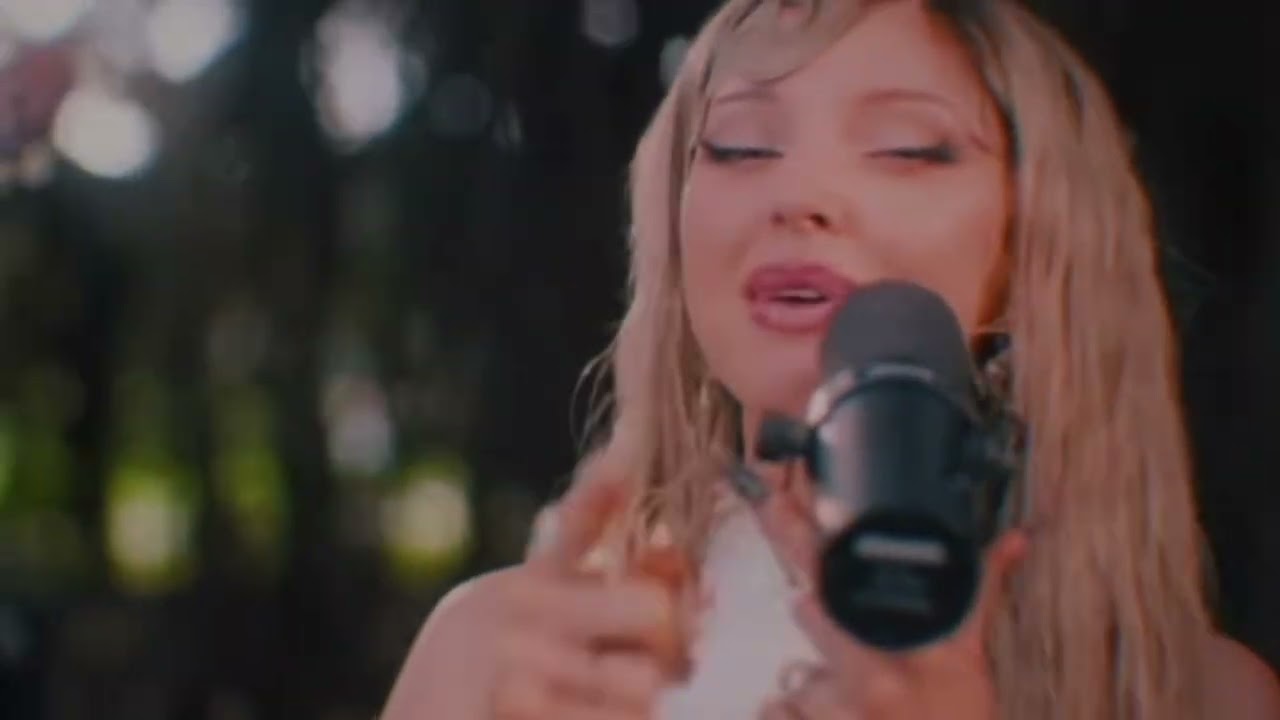 Larissa Lambert performs “Cardio” Acoustic. 