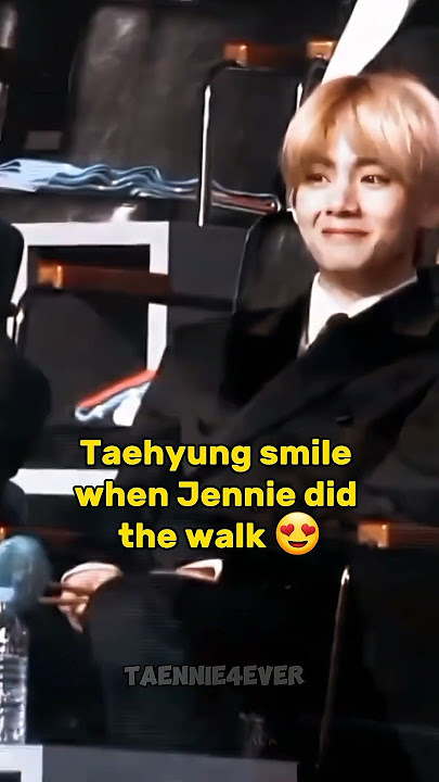 Taehyung reaction to Jennie solo performance #taennie #jennie #taehyung #shorts #kpop