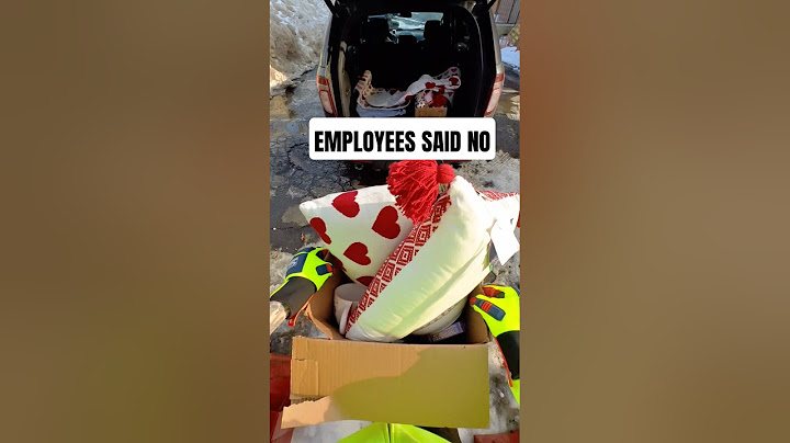 The employees kept coming out but I still got what I deserved! #dumpsterdiving #shorts #Valentine