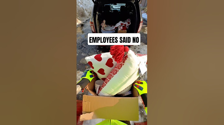 The employees kept coming out but I still got what I deserved! #dumpsterdiving #shorts #Valentine