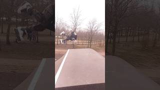 Барсук крутит сальтухи на роликах ☆☆☆ #ролики #rollerblading #трюки #aggressive #сальто
