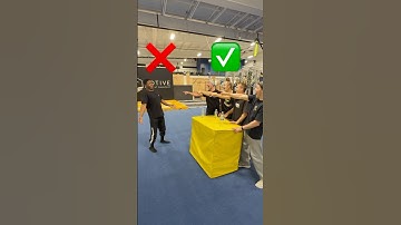 WORLDS HARDEST GAME! 😨