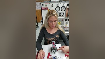 Null adjust a Moog 62-115