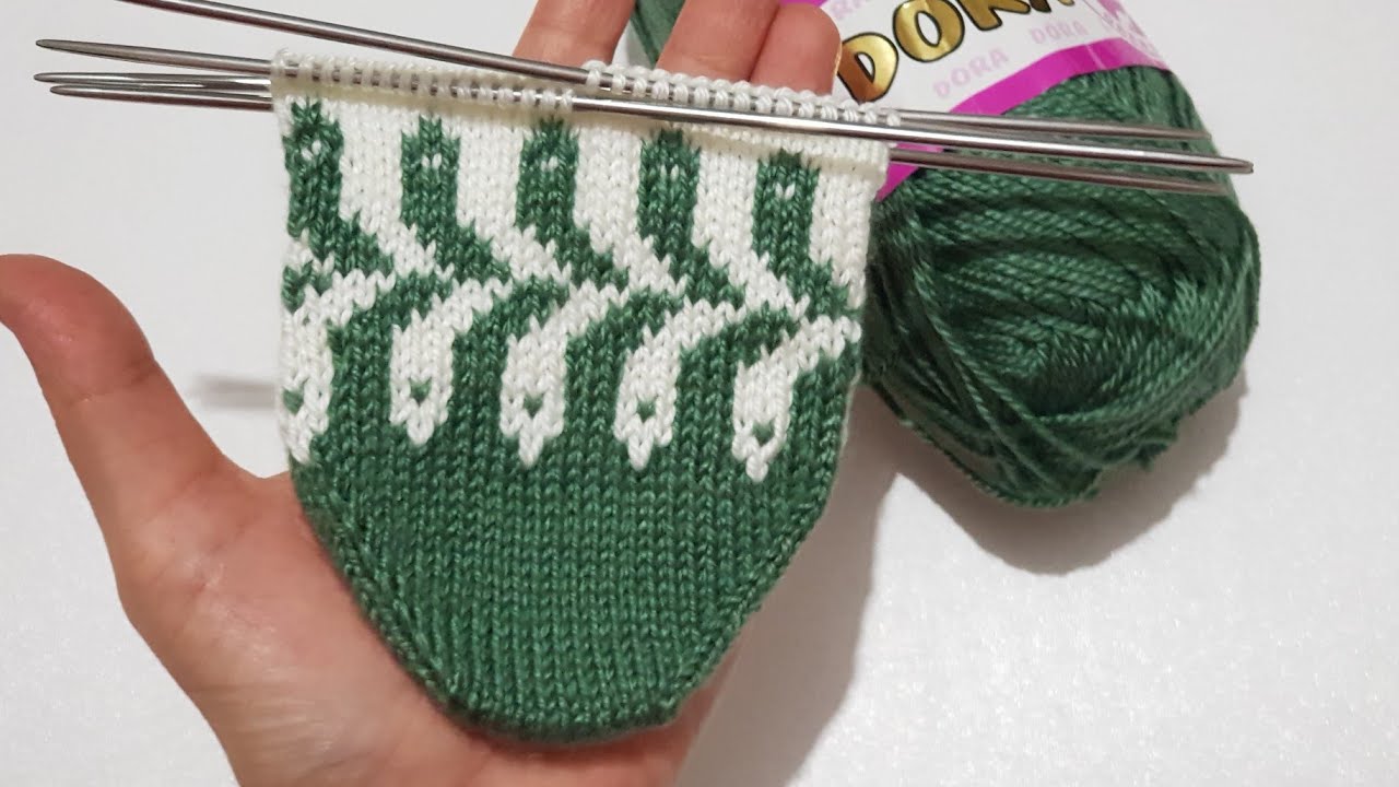 İKİ RENKLİ ÇOK GÜZEL #BEŞŞİŞPATİK YAPILIŞI / KOLAY BEŞŞİŞ PATİK MODELİ / KNITTING / @divapatik