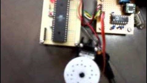 AVR(ATmega8535) - Controls servo motor by turning volume.