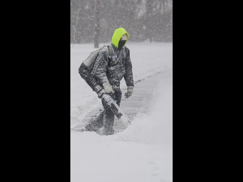 Power Outages Cascade as Big Winter Storm Reaches US East Coast
