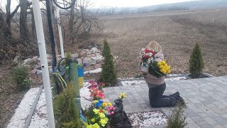 Мати на місці загибелі сина,та його побратимів з 95ДШВ😭Минуло два роки с Камянка❌️