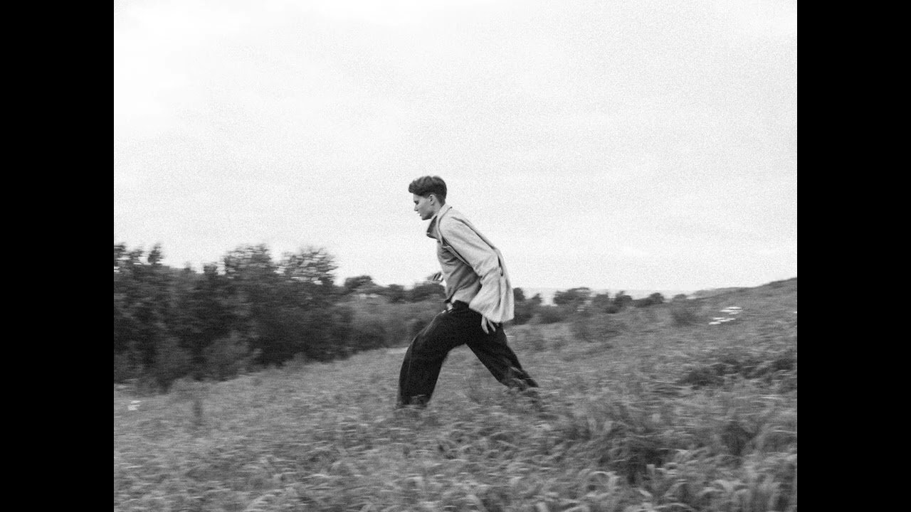 Obejrzyj EiK - JÄLLENÄGEMIST (feat. Maris Pihlap & Mattias Tirmaste) w YouTube Obejrzyj EiK - JÄLLENÄGEMIST (feat. Maris Pihlap & Mattias Tirmaste) w YouTube