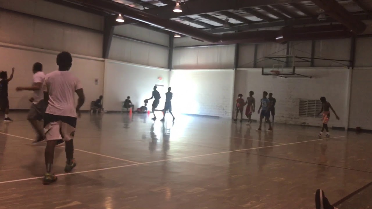 Terry Armstrong Dunk 