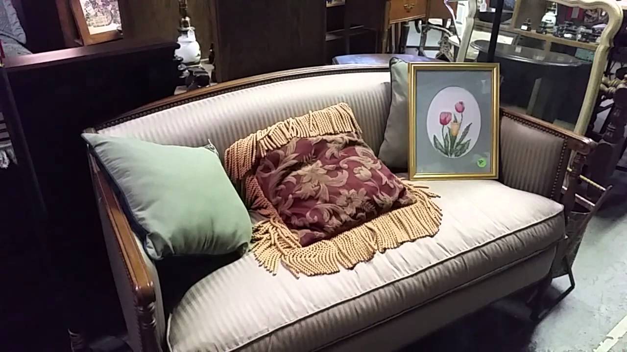 Asheville UHaul Consignment Antiques Open 7 Days a Week w/ FREE HavA