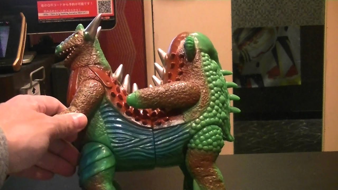 ジャンボキング マーミット マルブル系 怪獣ソフビ - YouTube