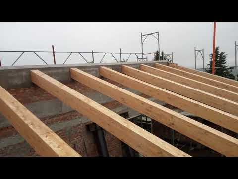 Video: Come si costruisce una trave per un tetto a shed?