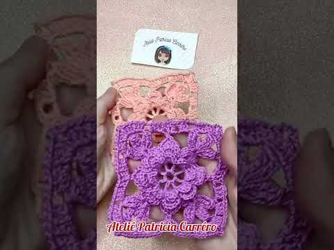 Quadradinho com flor em crochê