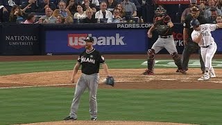 MIA@SD: Straily fans 14 over seven strong innings