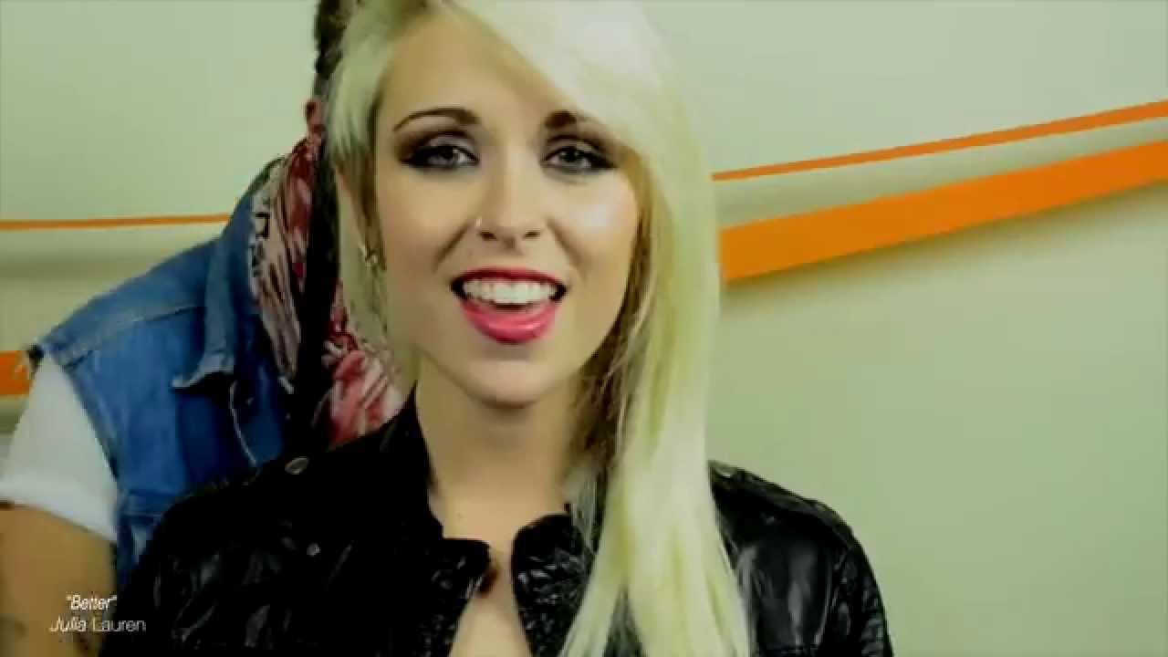 Julia Lauren Graces Us With Ear Candy - On The Next MA Live - YouTube