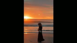 BADA LAGI MENIKMATI SUNSET