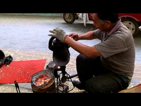 Popcorn Revolution: China's Traditional Popcorn Cannon