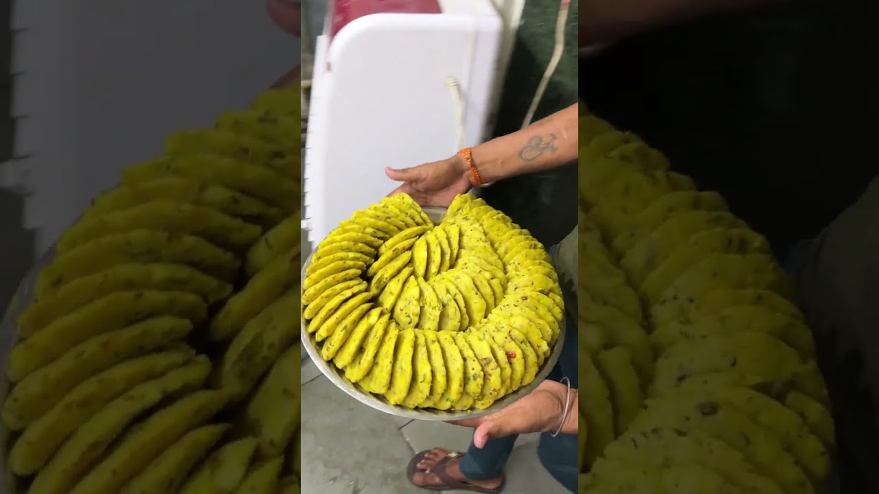 Pune Most Famous Garden Vada Pav Making From Scratch at Extreme Level | Street Food