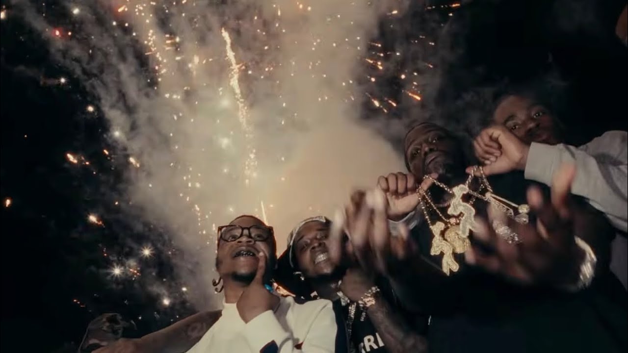 Watch CAMO! - HIGH RANK FEAT. LIL YACHTY, YTB FATT, FOX BD (Official Music Video) on YouTube Watch CAMO! - HIGH RANK FEAT. LIL YACHTY, YTB FATT, FOX BD (Official Music Video) on YouTube