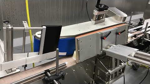 Tronics Series 3 Labeling System in action