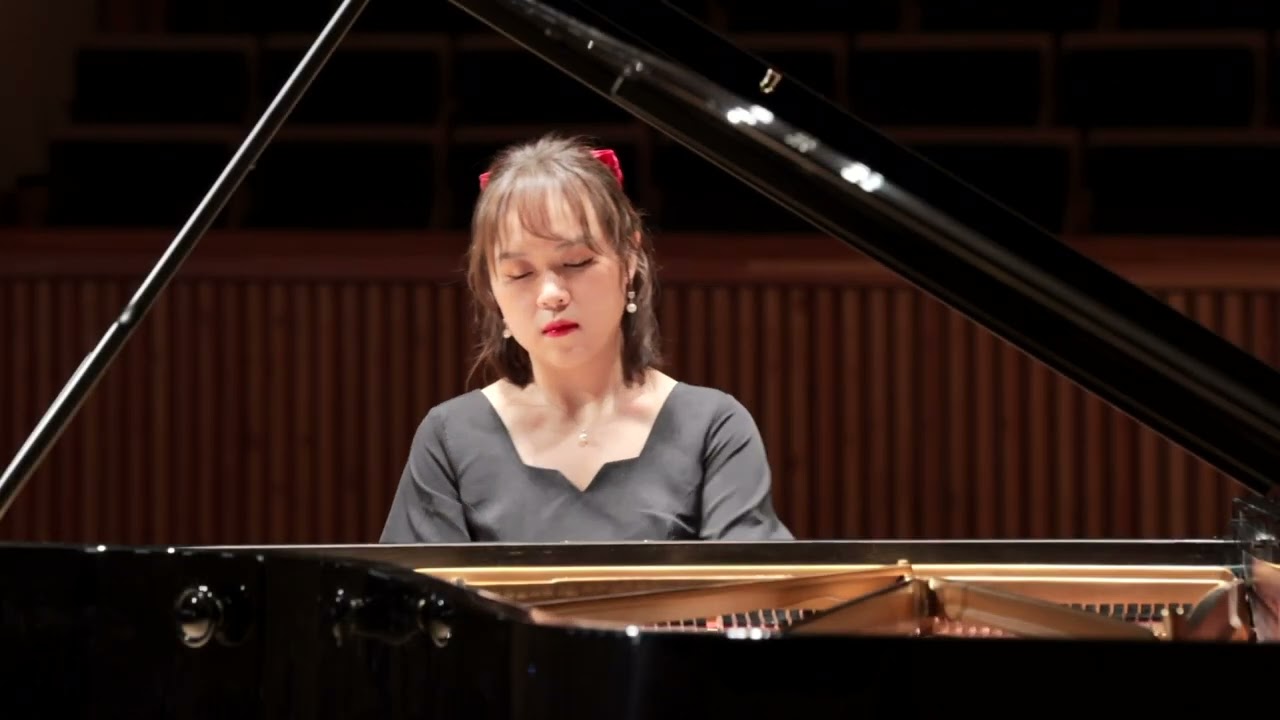 Beethoven Piano Sonata No. 28 in A major, op. 101 (1st Mov.) Piano