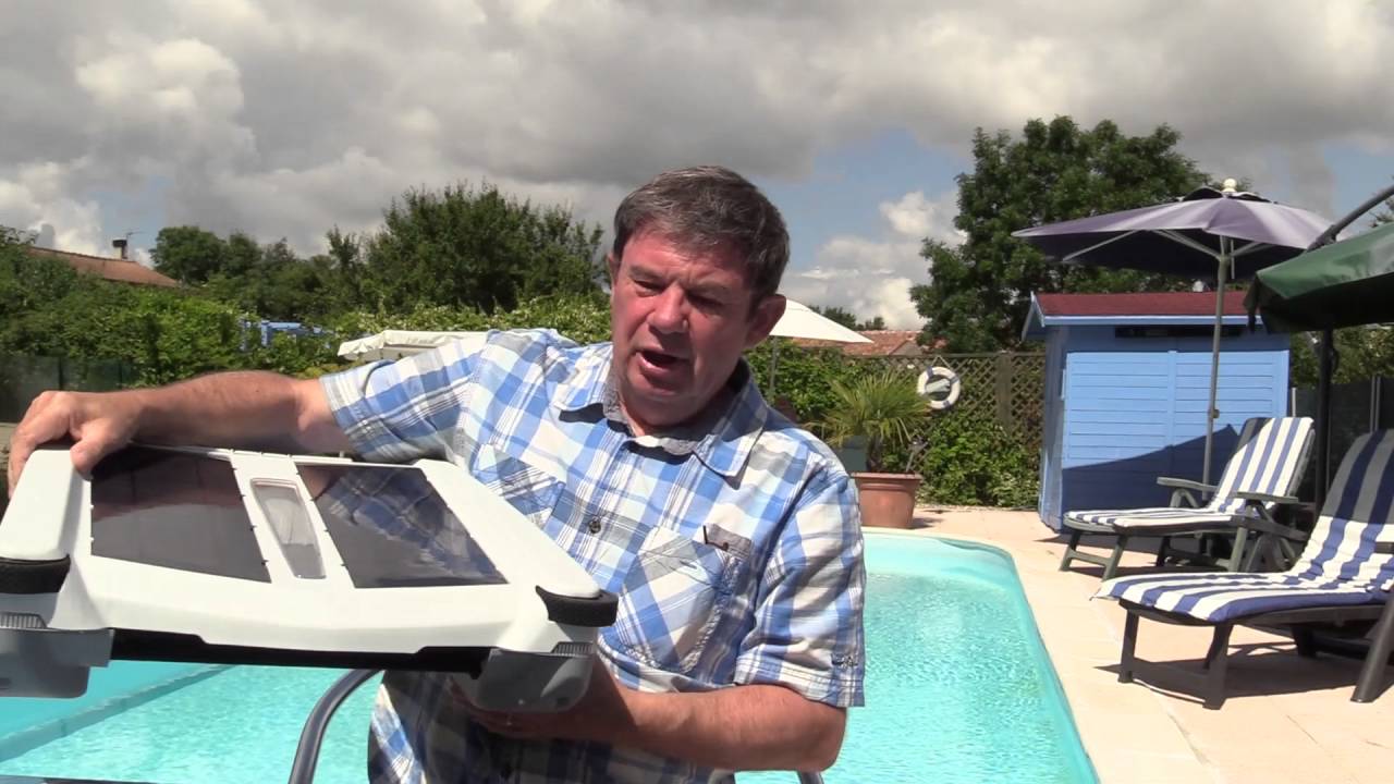 Solar-Breeze NX all new solar powered floating skimmer