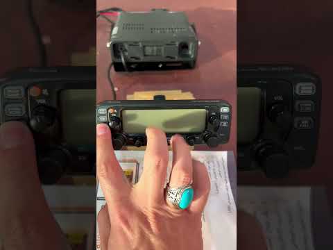 طريقة فك تشفير جهاز لاسلكي ايكوم Icom 2730