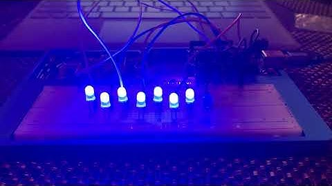 Blink 8 LED with Arduino UNO - Assignment #3