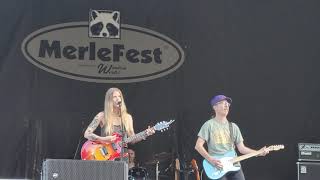 2021/09/18 Sarah Shook &amp; The Disarmers - New Ways To Fail - MerleFest 2021