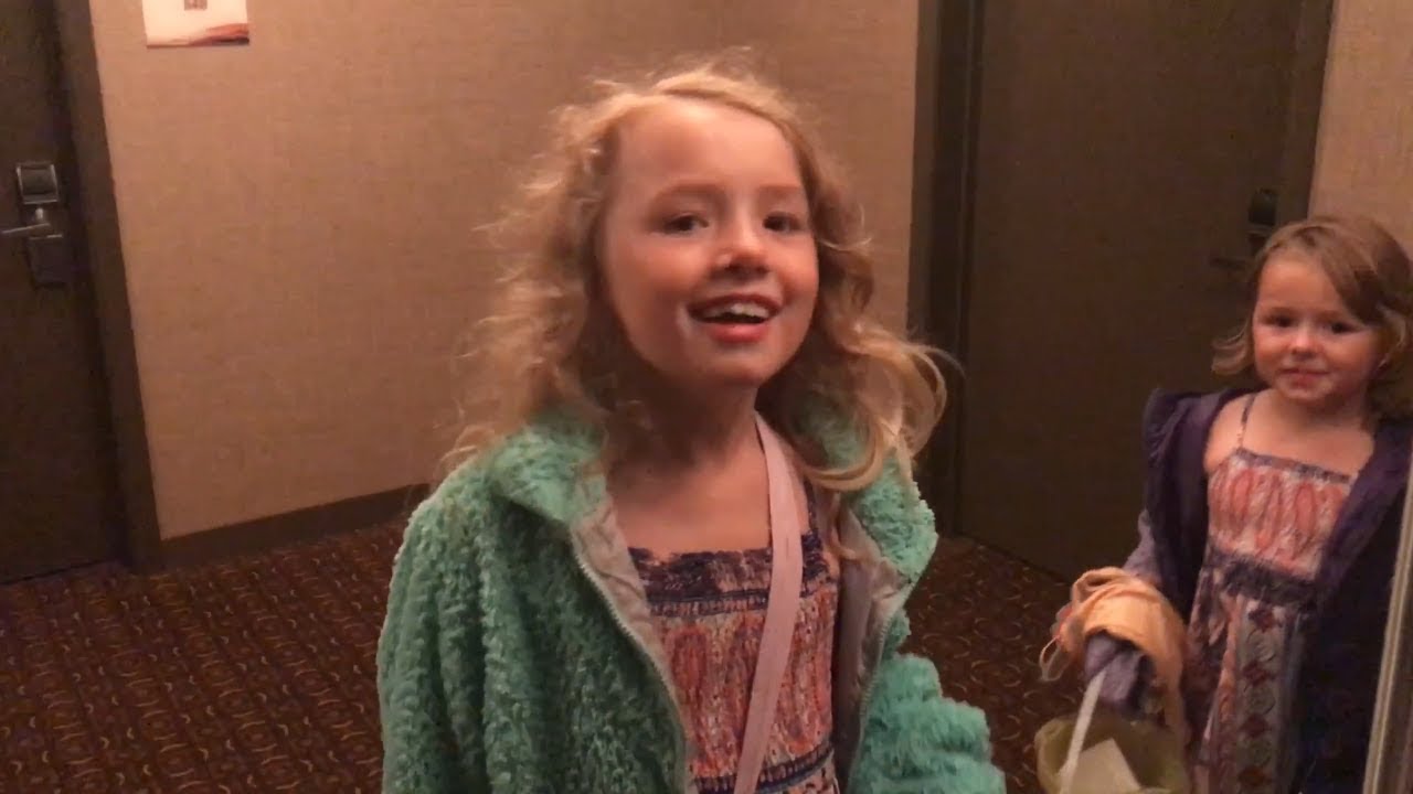 Day 1 hallmark resort in newport oregon vlog 4 room tour and