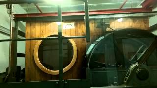 Paternoster elevator beautiful mechanic