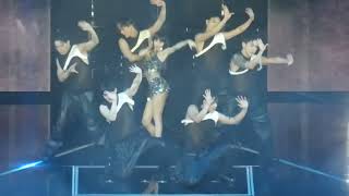221215 Lisa - Lalisa   Money fancam BLACKPINK in Copenhagen