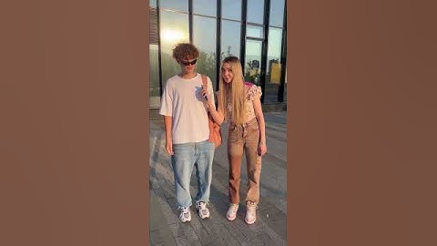 ПОЦЕЛУЙ ИЛИ ПОЩЕЧИНА?