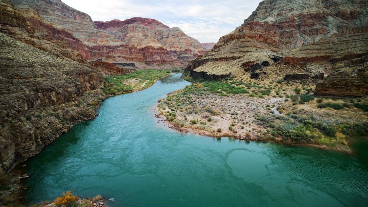 Grand Canyon River Valley | mac OS Sonoma Wallpapers | Live Wallpapers