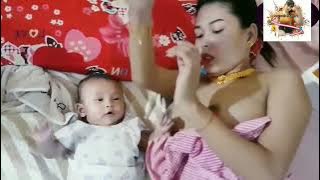 tutorial cara menyusui bayi laki-laki