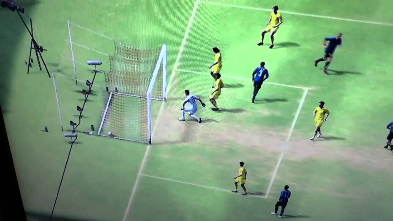 Fifa 10 Goalie fail YouTube