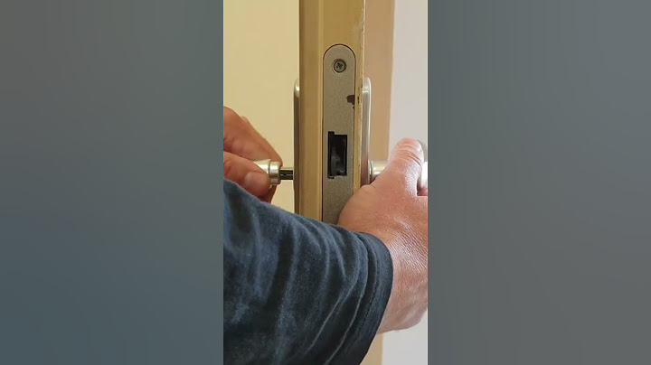 HOW TO CHANGE THE LOCK ON THE BEDROOM DOOR #shorts