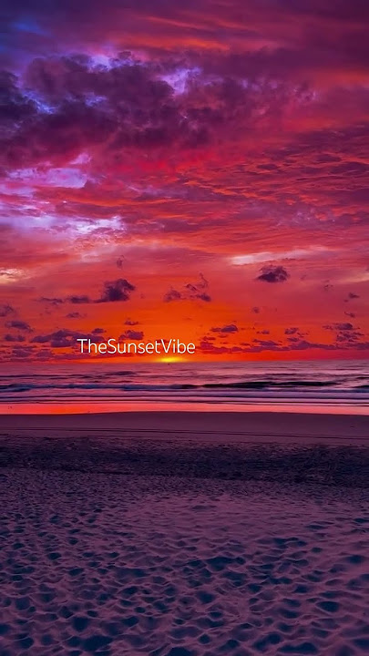 Waves, Wind & Warm Light | An Aesthetic Sunset Story #ocean #sunset #sunsetlove #aesthetic #vibes