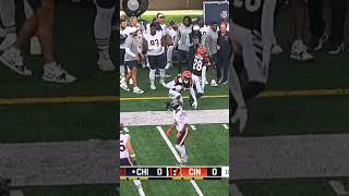 Caleb Williams FLASHY throw vs.