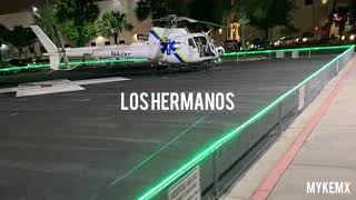 Video thumbnail of "Grupo Diez 4tro - Los Hermanos (Letra/lyrics)"