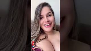      periscope  stream broadcast prettygirl beautiful viral
