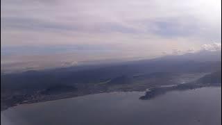 landing di bandara Ferdinand lumban tobing pinang sori sibolga