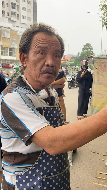 Makan jagung bakar disini gratis kalau bisa menghabiskan