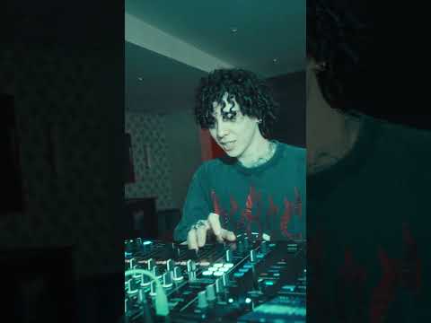 Ya vieron el video completo?! #fyp  #dj #djlive #bass