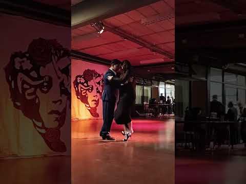FATI CARACOCH & BRENNO MARQUES - Raza Criolla, Pugliese (1/3). Milonga Centro Cultural Lola Mora