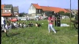 Download Lagu System Shit - Wee Lawaat festival 1993 MP3