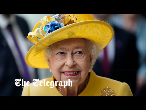 The Queen makes a surprise appearance at the opening of the Elizabeth Line